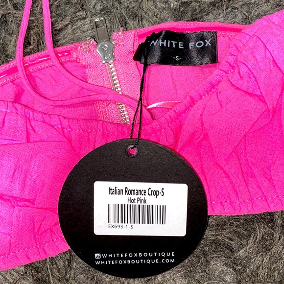 White Fox Cropped Bando Halter Top - Picture 2 of 2